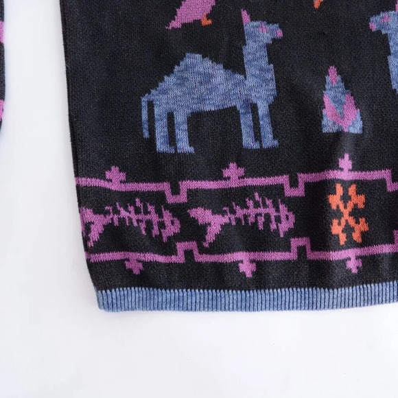 90S Loop Knitwear Black And Purple Aztec Camel Birds Crew Neck Sweater Medium - Picture 7 of 11